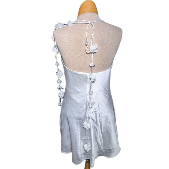 Meshki Otillie White Satin Rose Flower Strap Draped Neck Reception Mini Dress M - Picture 3 of 8